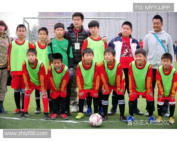 全力以赴追逐梦想足球全力展现激情与团队精神