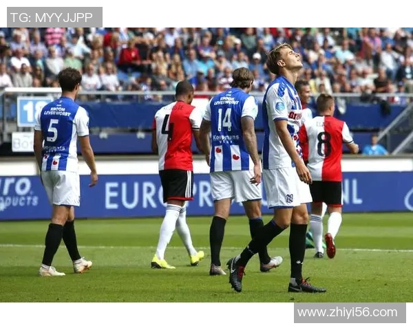 天朗足球小李子足球带你领略激情四溢的绿茵场景与精彩赛事瞬间 天朗足球小李子足球带你领略激情四溢的绿茵场景与精彩赛事瞬间