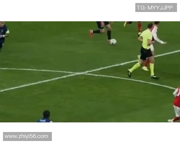 足球莽汉的激情与荣耀在绿茵场上绽放的故事与梦想 足球莽汉的激情与荣耀在绿茵场上绽放的故事与梦想